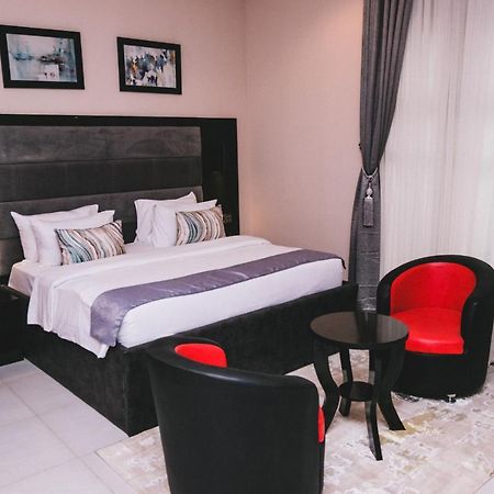 Bon Hotel Asaba Exterior foto